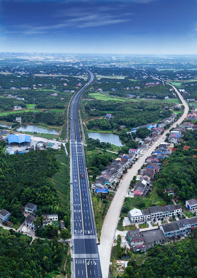 17、芙蓉大道湘陰段道路工程（1）.jpg