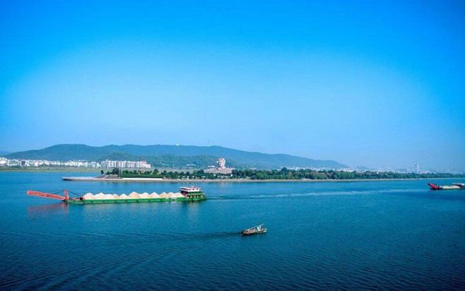 5湘江長沙至城陵磯一級(jí)航道建設(shè)工程測量.jpg